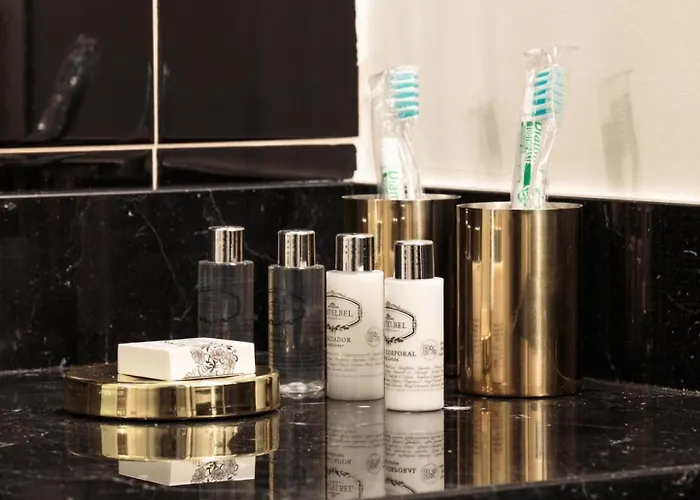 B&B Dear - Bordalo Palace Chiado 4*