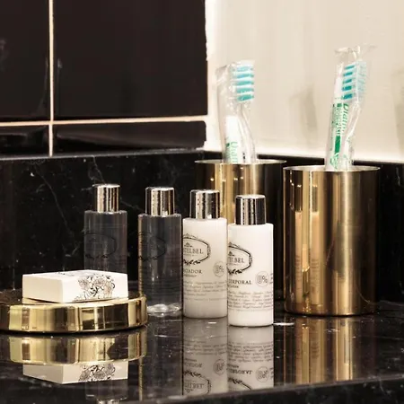 ベッド・アンド・ブレックファスト Dear - Bordalo Palace Chiado 4*