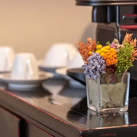 Dear - Bordalo Palace Chiado ベッド・アンド・ブレックファスト