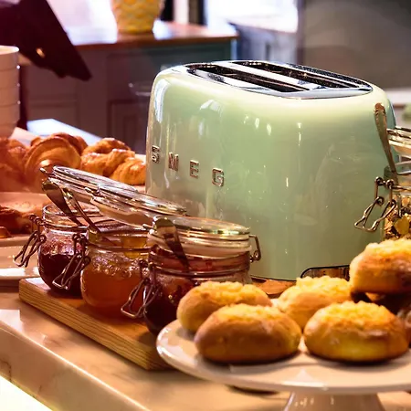 Dear - Bordalo Palace Chiado ベッド・アンド・ブレックファスト リスボン